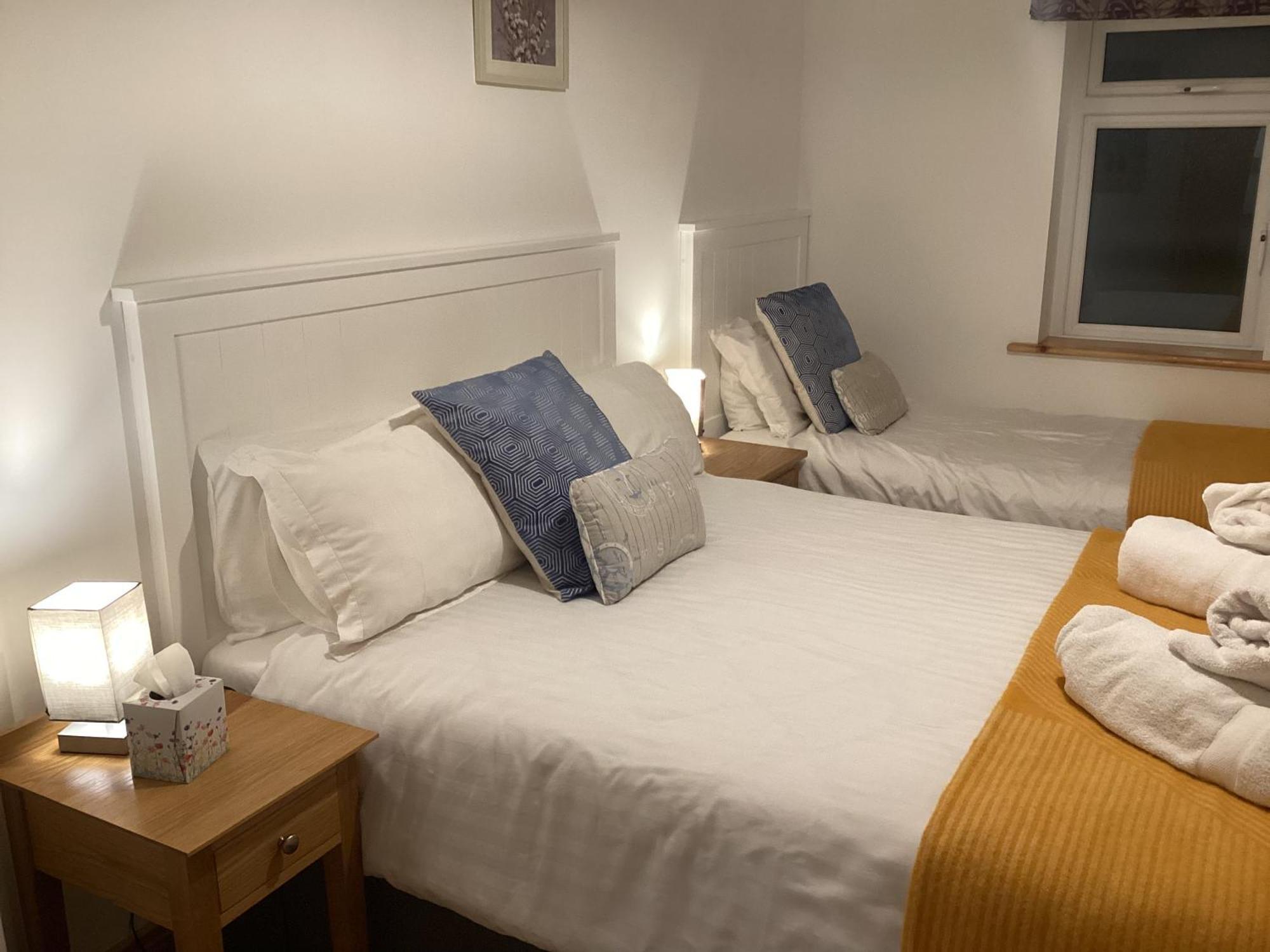 Apartamento Roundstone Retreats Roundstone Harbour Lights Exterior foto